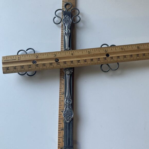 Vintage Southwestern Silver Tone Metal Crucifix Cross Wall Hanging Ornate 11X7 - Picture 6 of 12